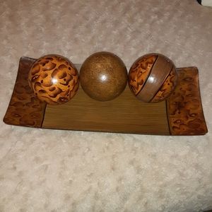 Wooden tray with decorative balls